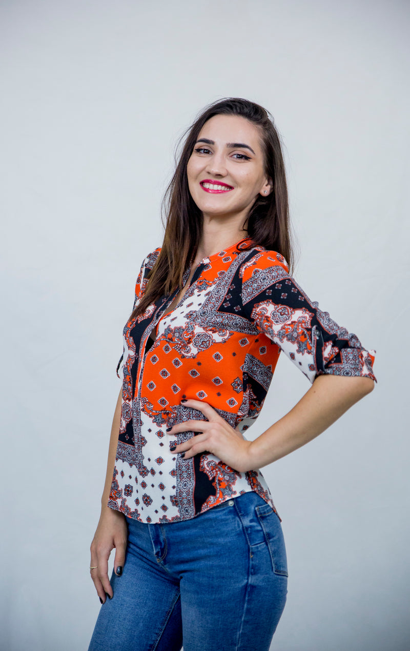 Bluza tunica in V cu imprimeu multicolor