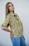 Bluza tunica in V cu imprimeu multicolor