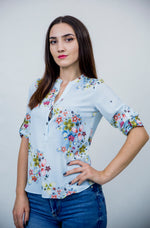 Bluza tunica in V cu imprimeu floral multicolor