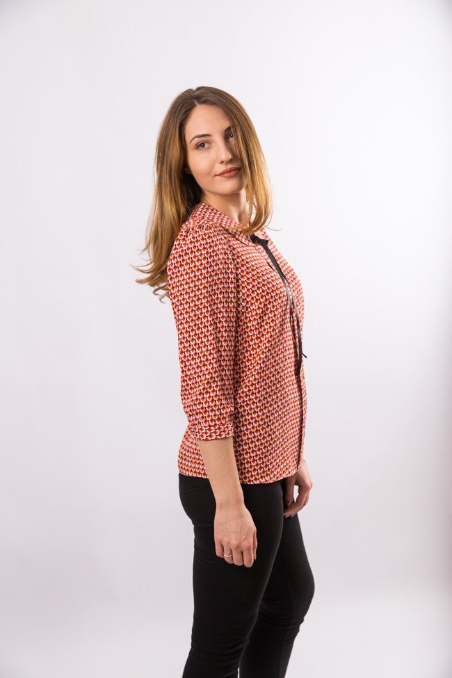 Bluza guler rotund, rosie