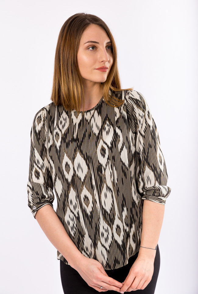 Bluza cu fenta